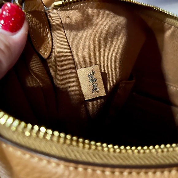 Coach Crossbody - Picture 5 of 6